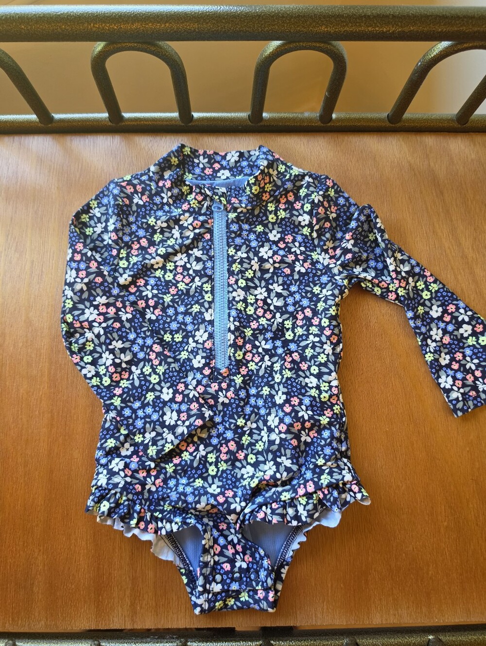 GAP Size 12-18 Months Navy Floral Rashguard